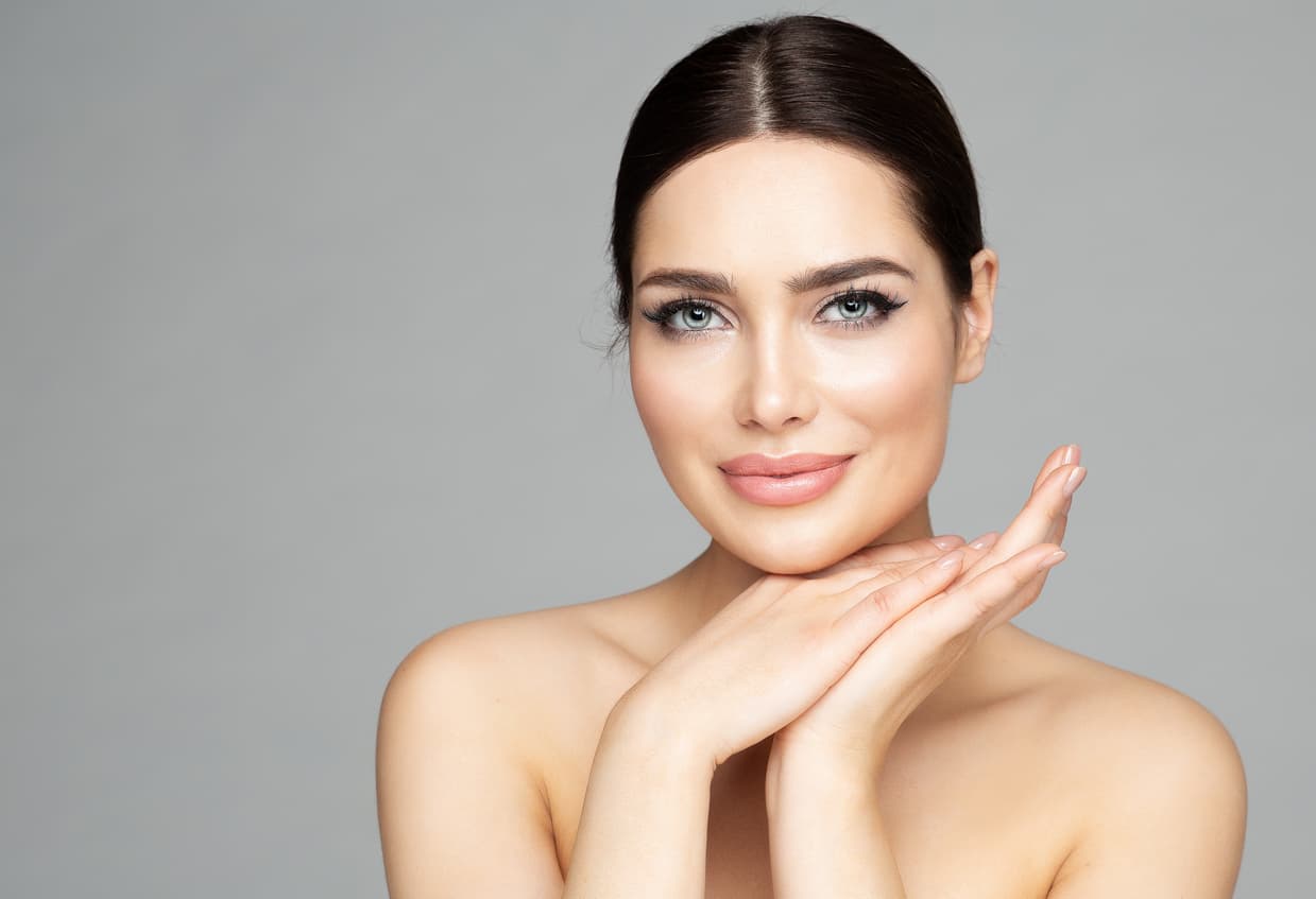 lip filler model