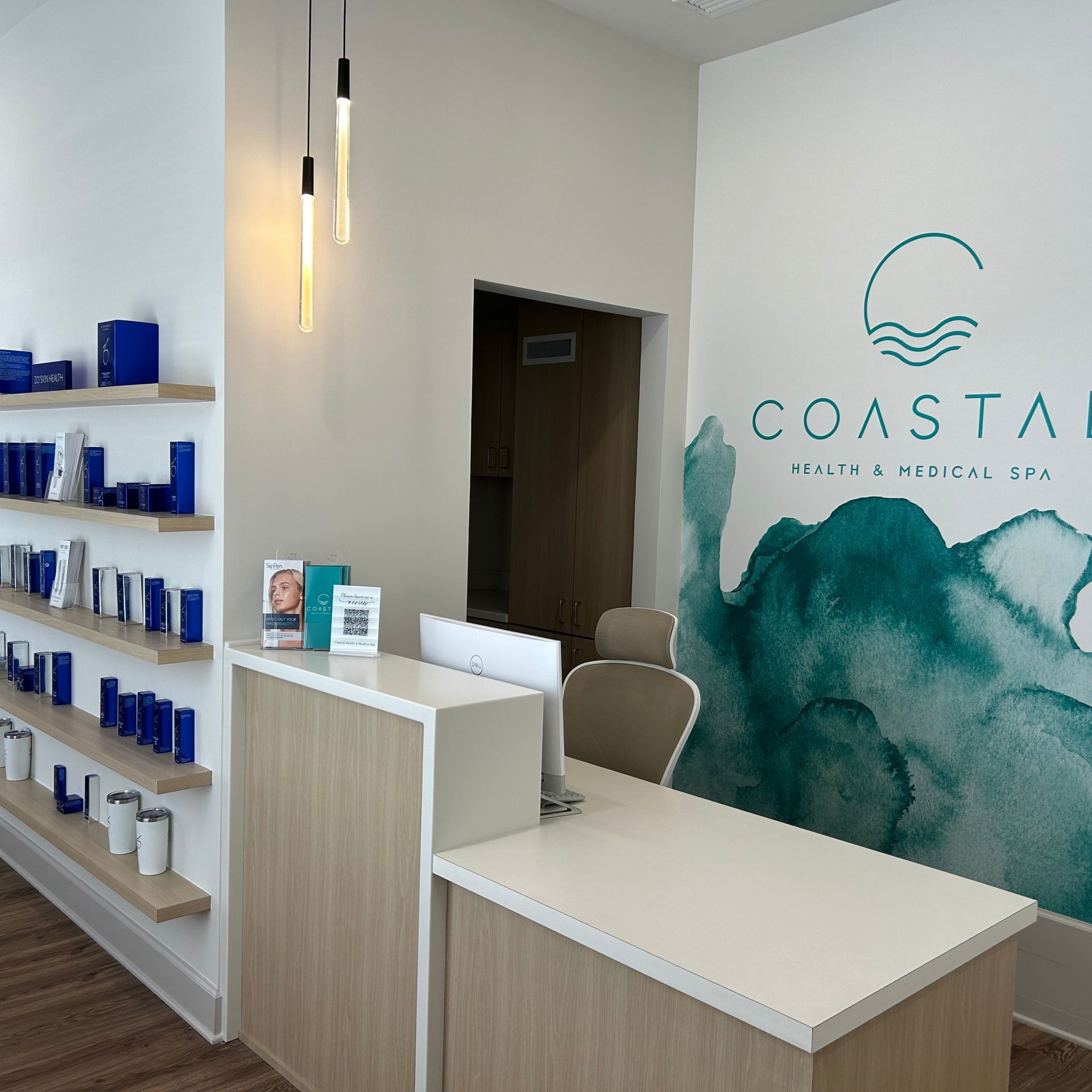 Coastal Health front desk for bhrt jacksonville treatment
